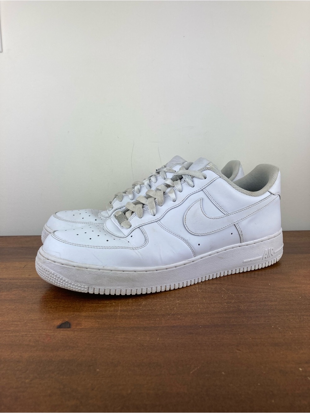 Nike Air Force 1 ‘07 Triple White Sneakers Shoes CW2288-111 Men Size 13.